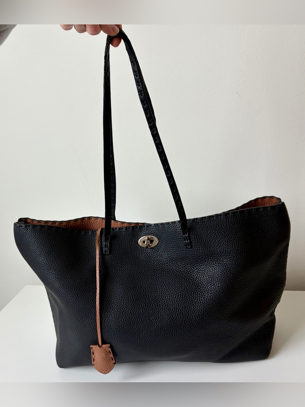 Fendi Selleria Carla Tote Black Leather Shoulder Bag